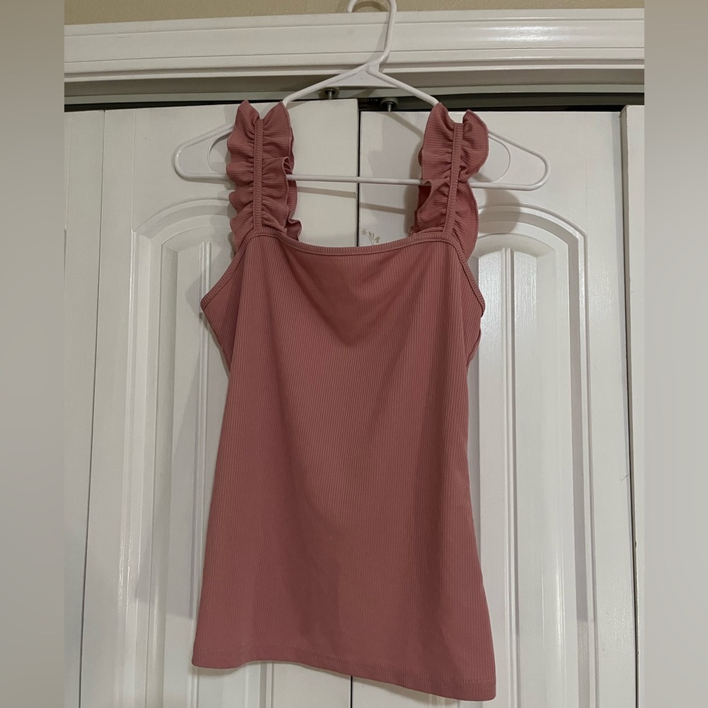 Women’s flutter tank top